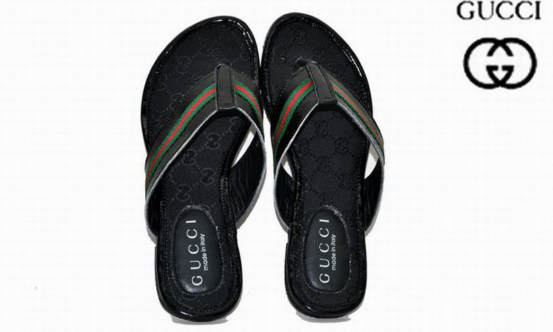 Gucci Slippers Woman--171